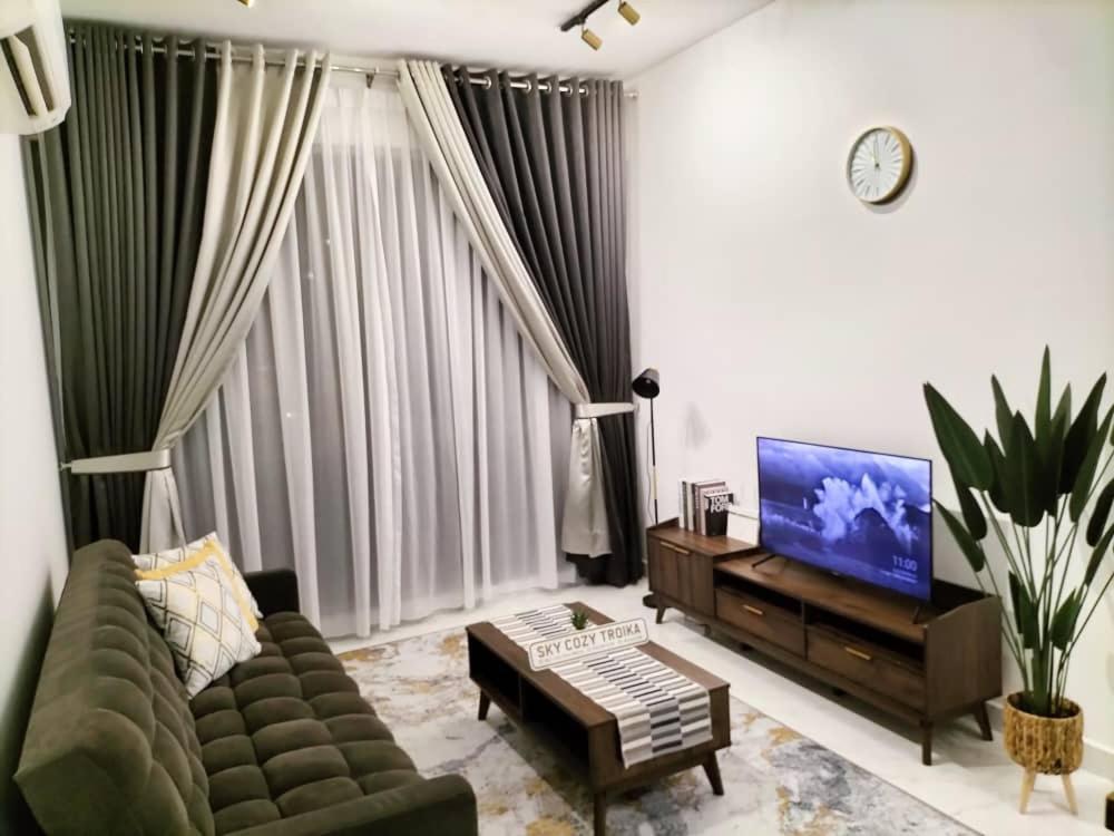 Sky Cozy Troika Residence, 1 Bedroom 4-6 Pax, 2 Bedrooms 6-8 Pax, Pool Vew, Sky & City View, Free Parking, Pool, Unlimited Wifi & Netflix Кота-Бару Екстер'єр фото